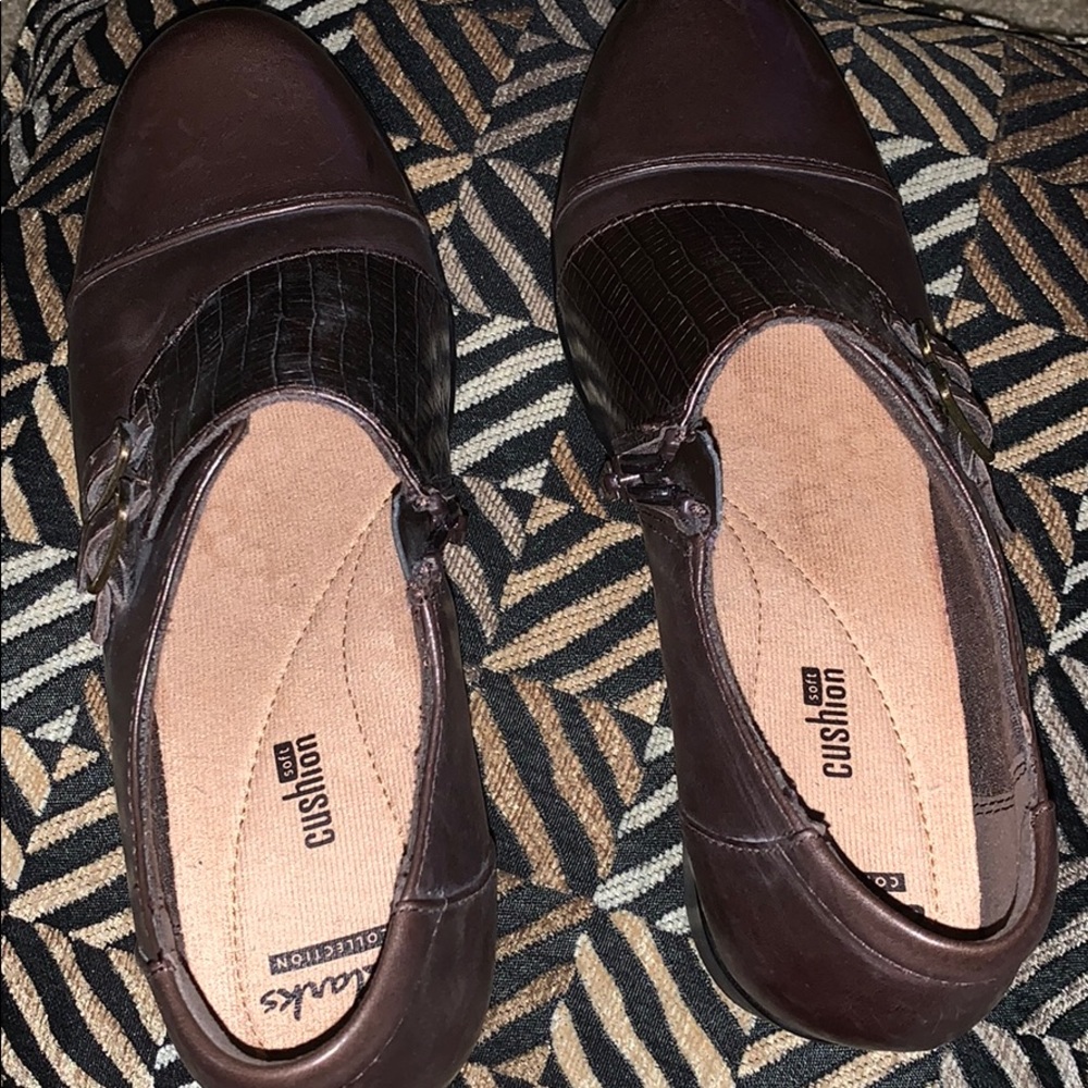 Clark’s! Extra excellent used condition!